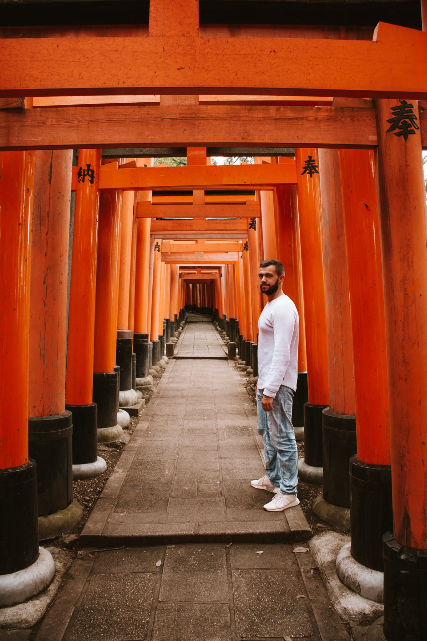 fushimi inari kyoto japan