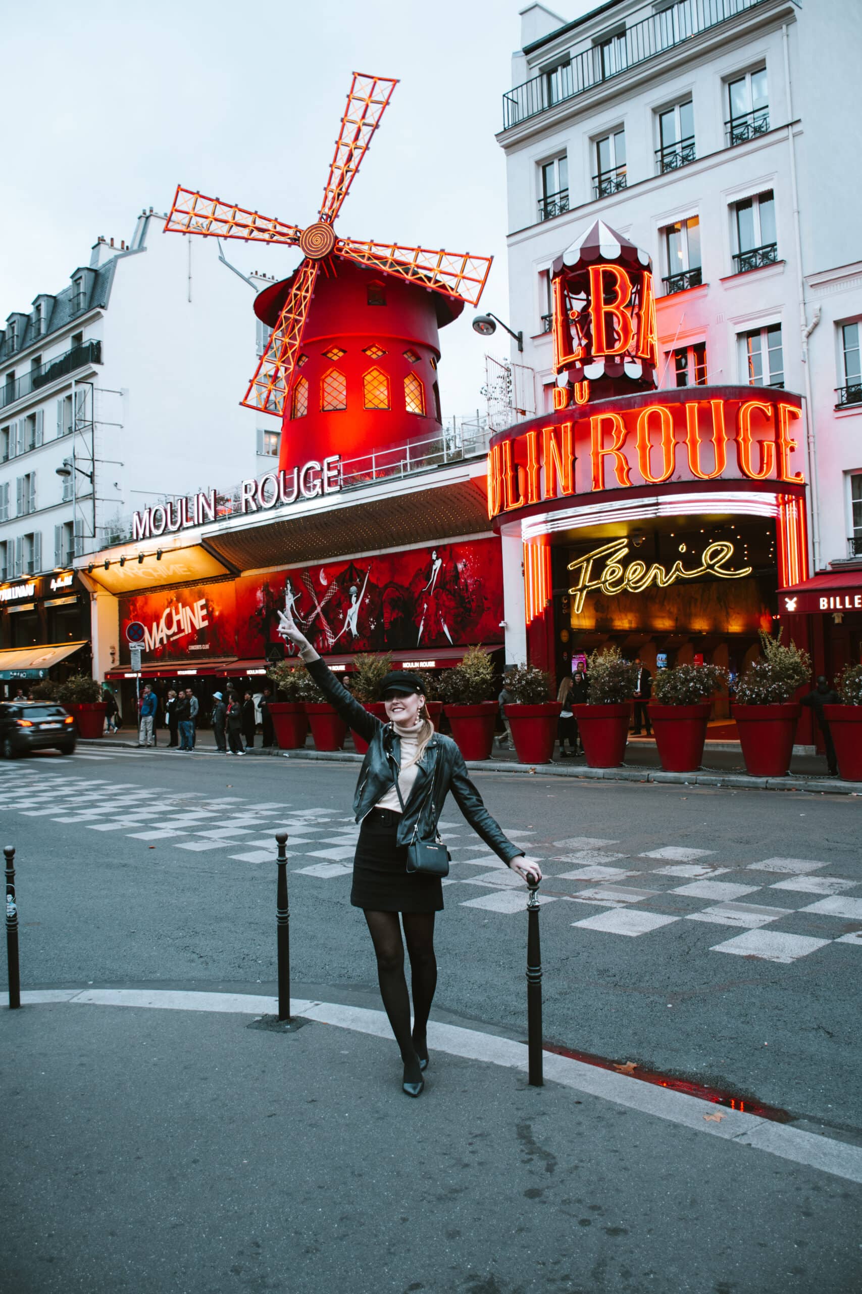 paris france moulin rouge