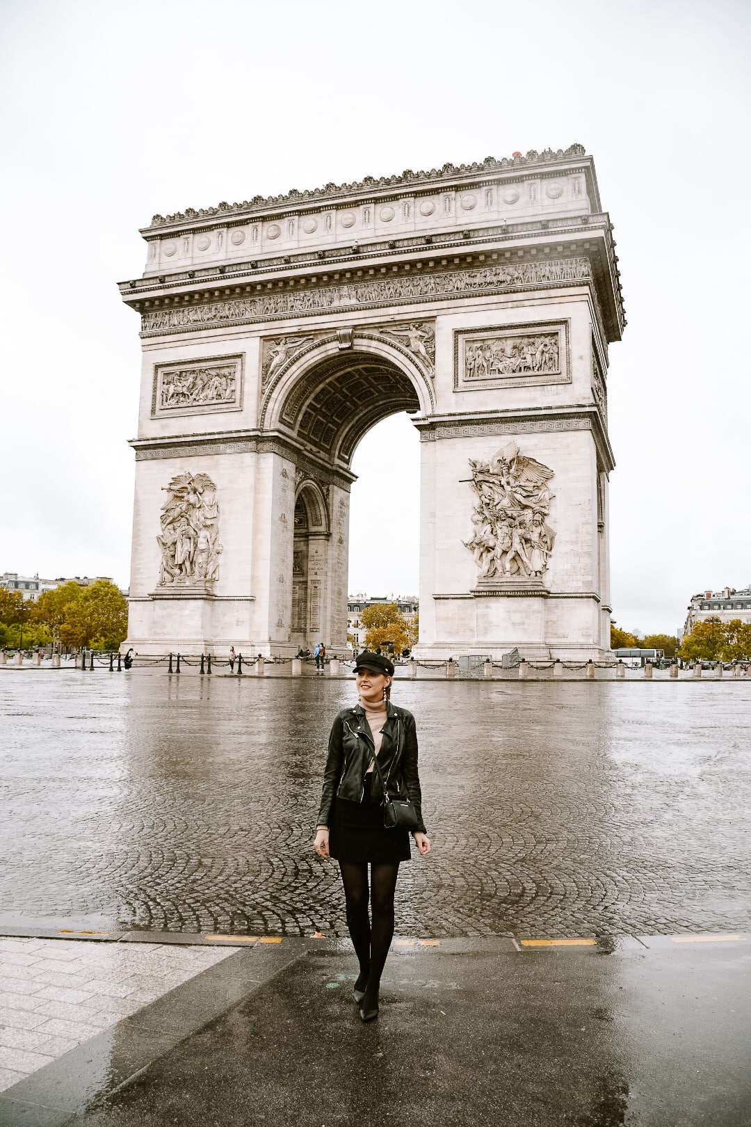 paris france arc de triomphe