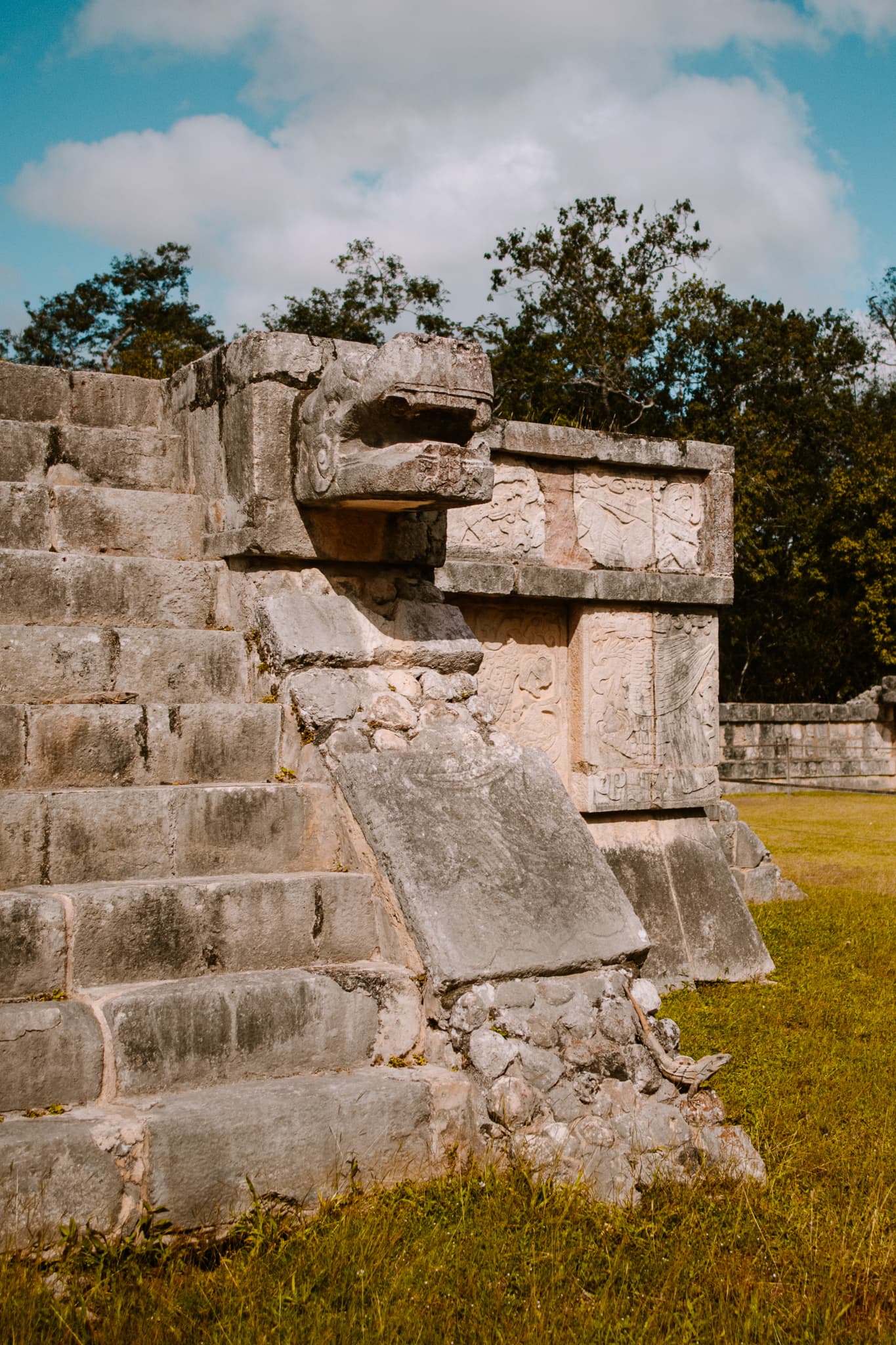 chichen itza valladolid mexico