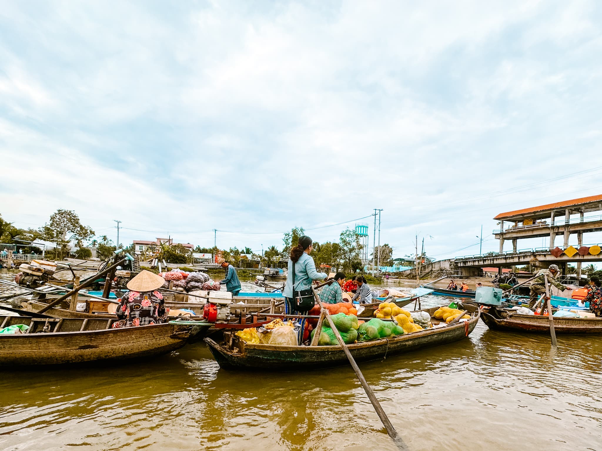 mekong delta river ben tre can tho vietnam