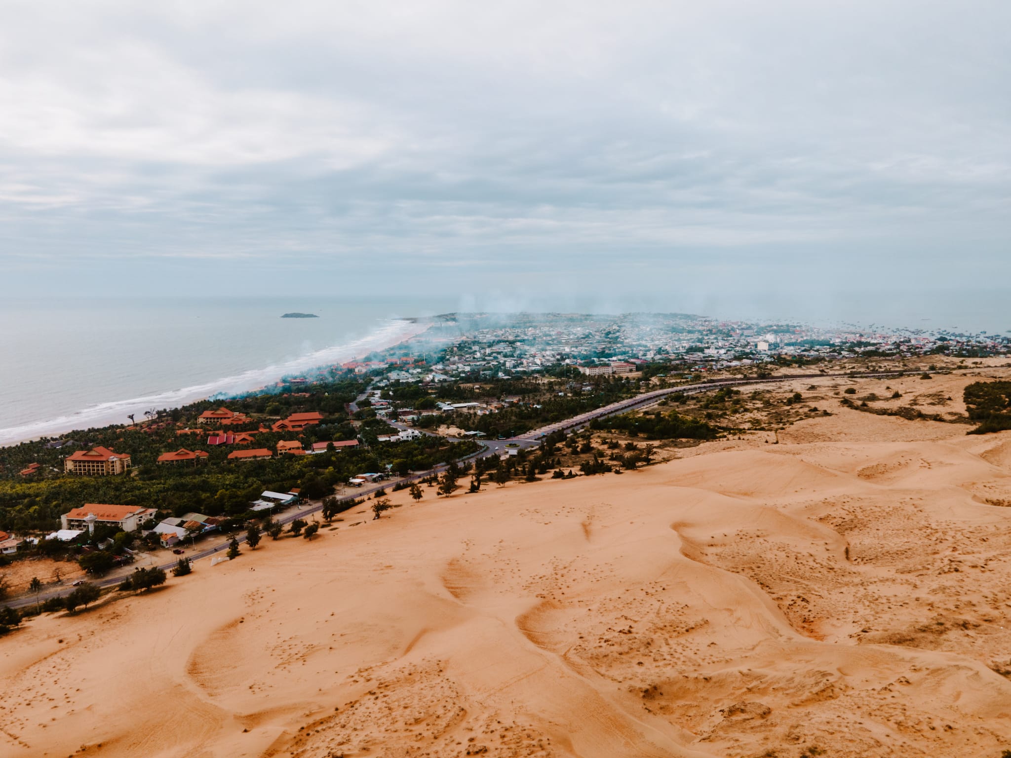 mui ne sand dunes vietnam