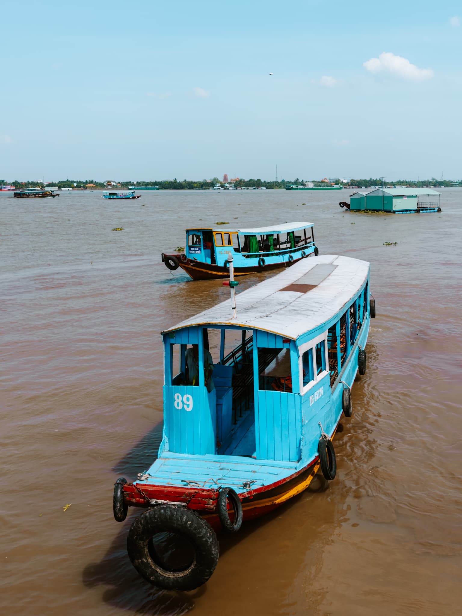 mekong delta river ben tre can tho vietnam