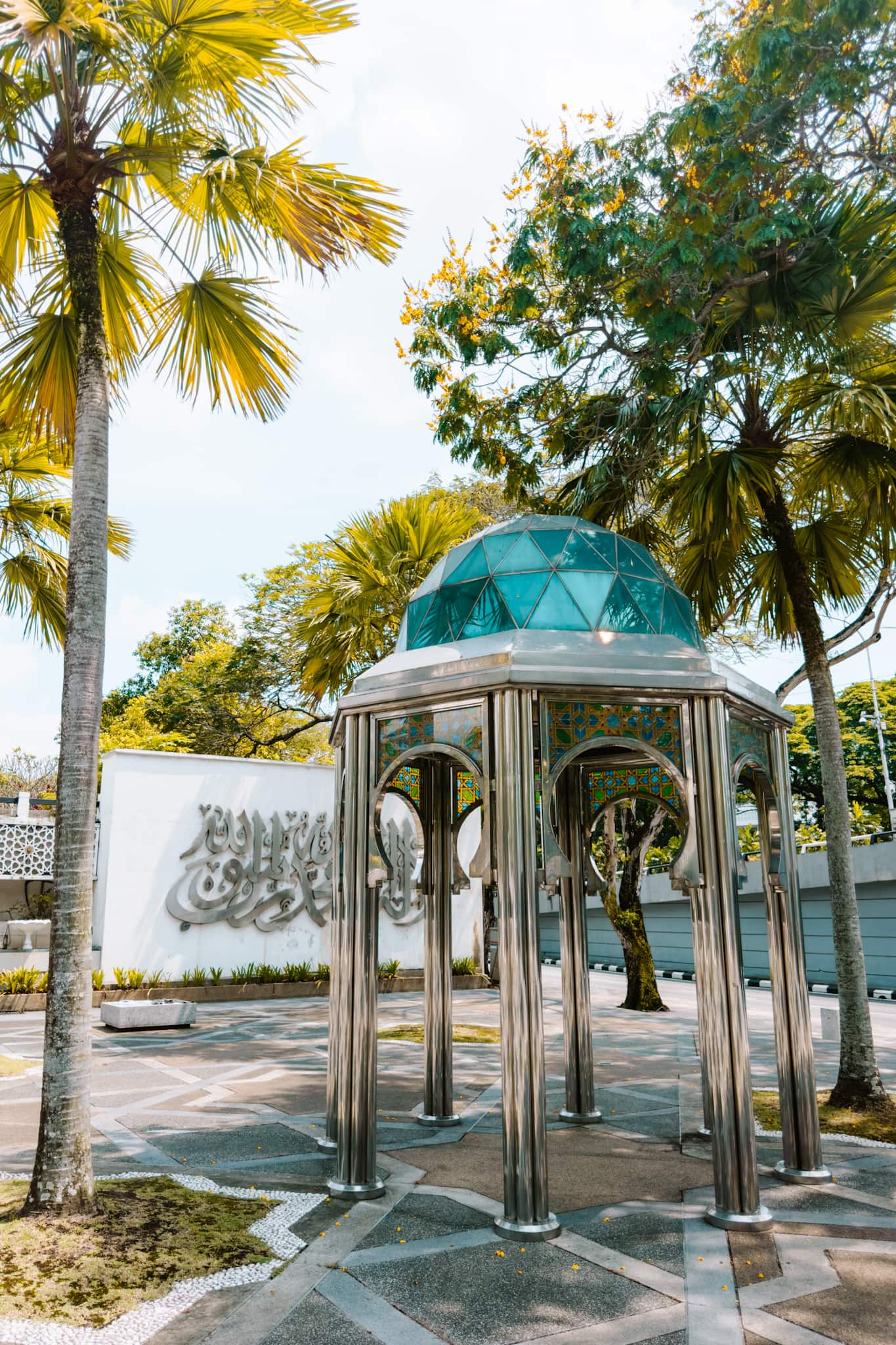 kuala lumpur malaysia national mosque